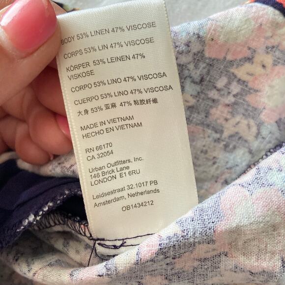 Free People Show Me Love Linen Blend Floral Romper Puff Sleeve Pockets Medium - Picture 13 of 13